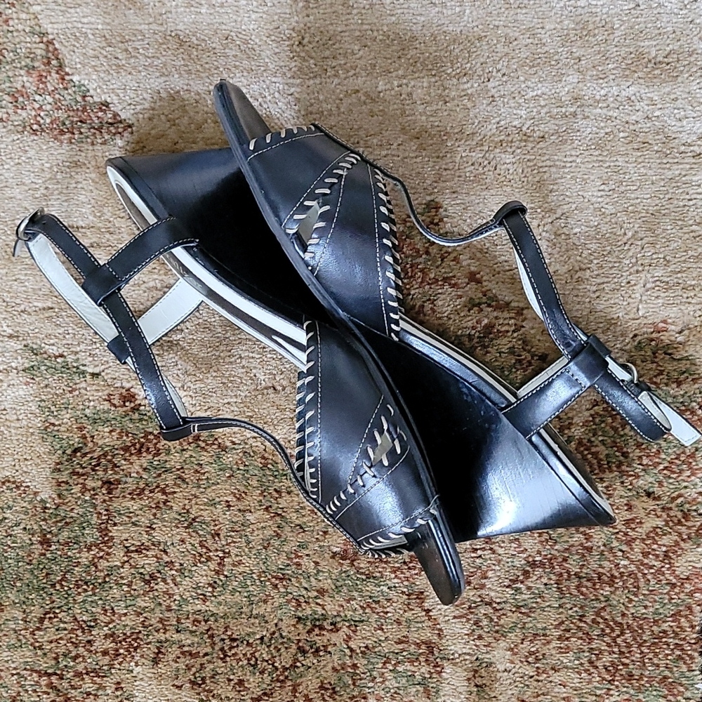 Shoes - Picture 3 of 5